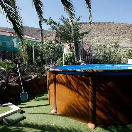 Candelaria's Mountain House *